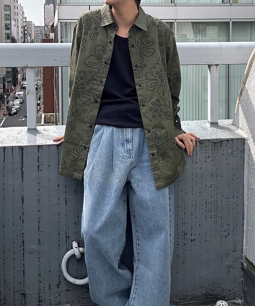 CREARE -LINO-（クレアーレリノ）の「〈ユニセックス商品〉フラワーカットワークシャツ（シャツ/ブラウス・メンズ・ブラック/カーキ/ホワイト・M/L）」の5枚目の写真