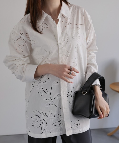 CREARE -LINO-（クレアーレリノ）の「〈ユニセックス商品〉フラワーカットワークシャツ（シャツ/ブラウス・メンズ・ブラック/カーキ/ホワイト・M/L）」の9枚目の写真