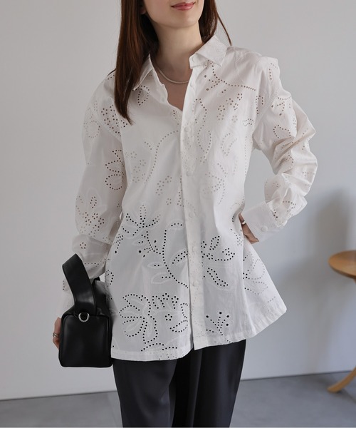 CREARE -LINO-（クレアーレリノ）の「〈ユニセックス商品〉フラワーカットワークシャツ（シャツ/ブラウス・メンズ・ブラック/カーキ/ホワイト・M/L）」の13枚目の写真