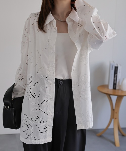 CREARE -LINO-（クレアーレリノ）の「〈ユニセックス商品〉フラワーカットワークシャツ（シャツ/ブラウス・メンズ・ブラック/カーキ/ホワイト・M/L）」の19枚目の写真