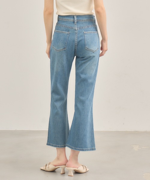 NEUNA（ヌナ）の「クロップドデニムパンツ（デニムパンツ・レディース・ブルー/ライトブルー・LARGE/MEDIUM）」の21枚目の写真