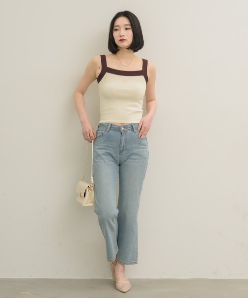 NEUNA（ヌナ）の「クロップドデニムパンツ（デニムパンツ・レディース・ブルー/ライトブルー・LARGE/MEDIUM）」の8枚目の写真