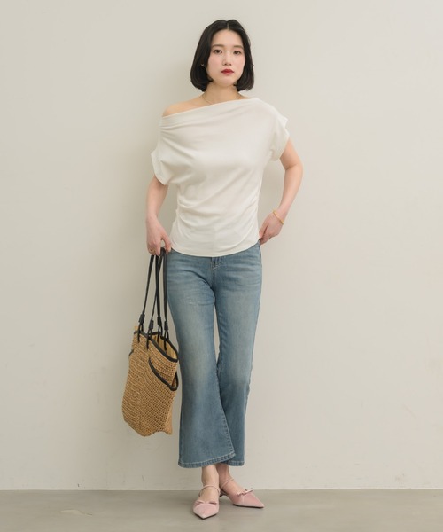 NEUNA（ヌナ）の「クロップドデニムパンツ（デニムパンツ・レディース・ブルー/ライトブルー・LARGE/MEDIUM）」の13枚目の写真