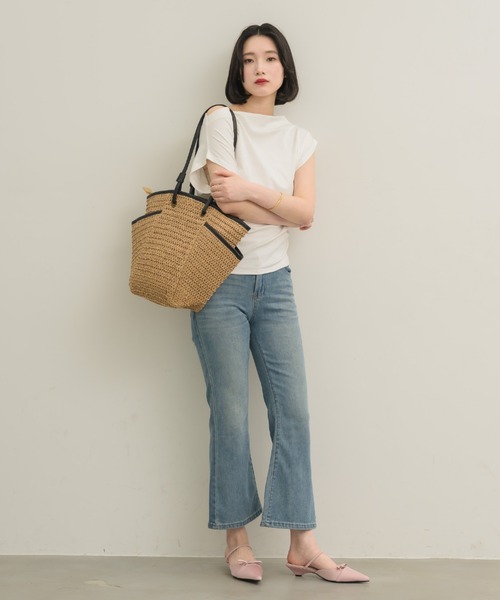 NEUNA（ヌナ）の「クロップドデニムパンツ（デニムパンツ・レディース・ブルー/ライトブルー・LARGE/MEDIUM）」の16枚目の写真