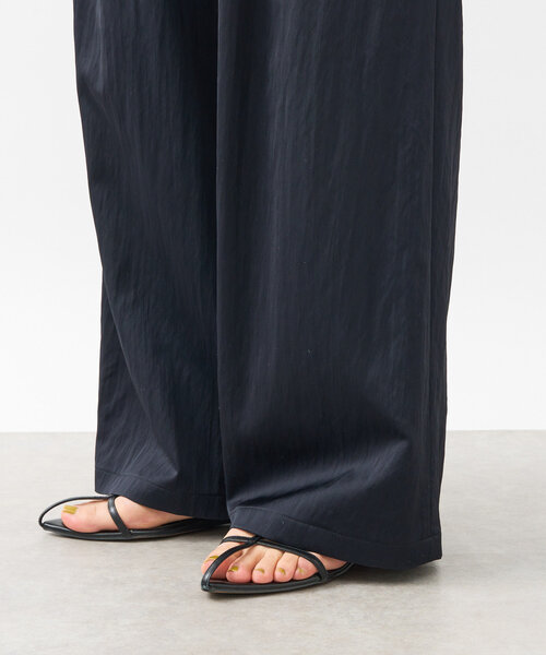 RIVE DROITE（リヴドロワ）の「【上品なリラックスムード】サテンカーゴパンツ（カーゴパンツ・レディース・ブラック/ライトベージュ・36/38）」の16枚目の写真