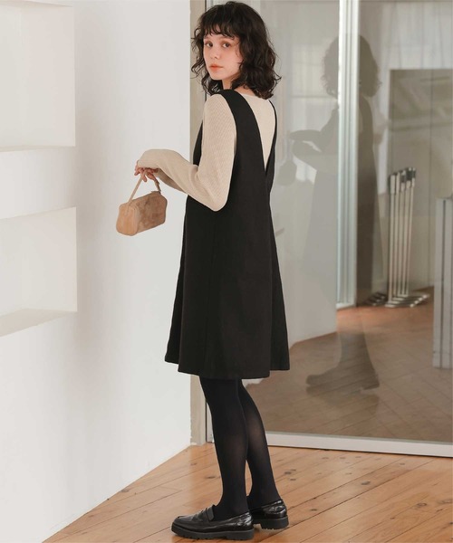 titivate（ティティベイト）の「Vネックツイードショートジャンパースカート（ジャンパースカート・レディース・ブラック/ライトブラウン/グレー・M/S/L）」の2枚目の写真