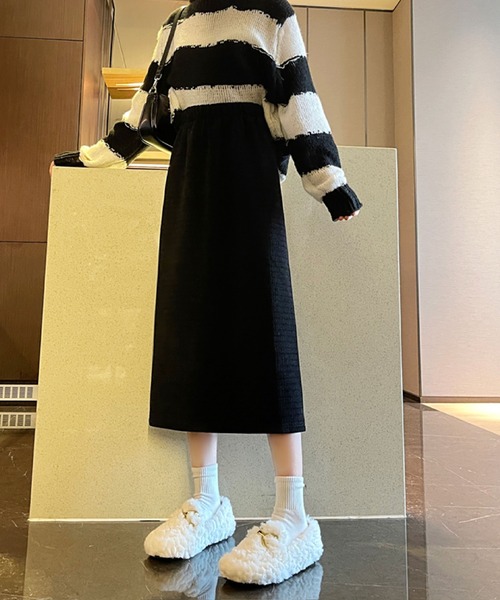 2ly2（トゥーリートゥー）の「ナチュラル可愛い◎無地ミモレスカート（スカート・レディース・ブラック/ブラウン/ベージュ・F）」の7枚目の写真