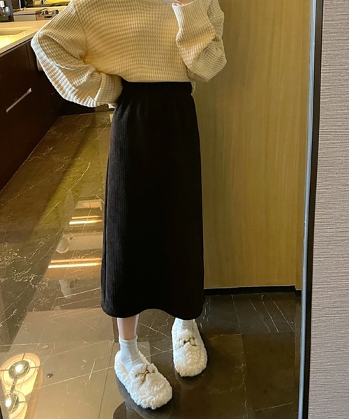 2ly2（トゥーリートゥー）の「ナチュラル可愛い◎無地ミモレスカート（スカート・レディース・ブラック/ブラウン/ベージュ・F）」の13枚目の写真