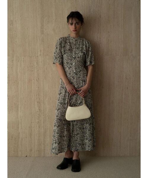 Te chichi CLASSIC（テチチクラシック）の「【DEVEAUX】ボタニカルプリントワンピース《2025summer catalog item》（ワンピース・レディース・ベージュ・F）」の2枚目の写真