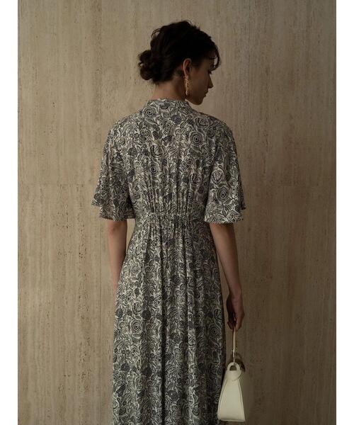 Te chichi CLASSIC（テチチクラシック）の「【DEVEAUX】ボタニカルプリントワンピース《2025summer catalog item》（ワンピース・レディース・ベージュ・F）」の3枚目の写真