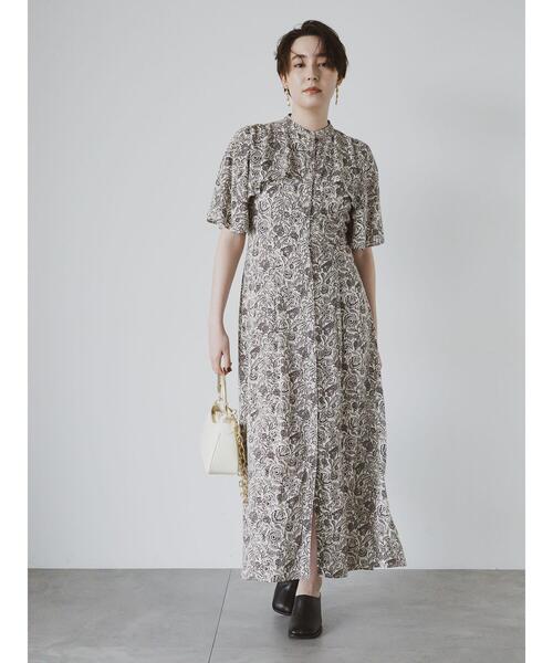 Te chichi CLASSIC（テチチクラシック）の「【DEVEAUX】ボタニカルプリントワンピース《2025summer catalog item》（ワンピース・レディース・ベージュ・F）」の4枚目の写真