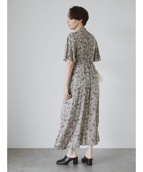 Te chichi CLASSIC（テチチクラシック）の「【DEVEAUX】ボタニカルプリントワンピース《2025summer catalog item》（ワンピース・レディース・ベージュ・F）」の6枚目の写真