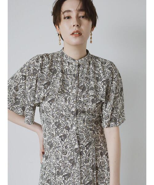 Te chichi CLASSIC（テチチクラシック）の「【DEVEAUX】ボタニカルプリントワンピース《2025summer catalog item》（ワンピース・レディース・ベージュ・F）」の9枚目の写真