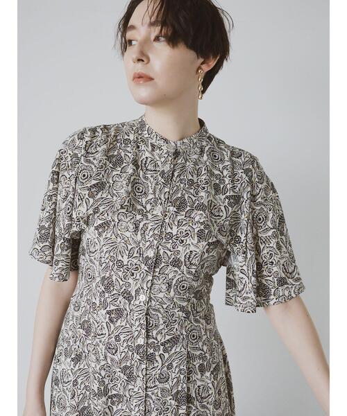 Te chichi CLASSIC（テチチクラシック）の「【DEVEAUX】ボタニカルプリントワンピース《2025summer catalog item》（ワンピース・レディース・ベージュ・F）」の10枚目の写真