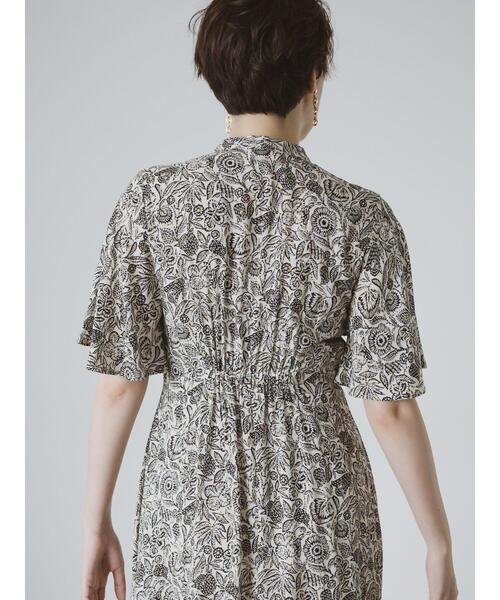 Te chichi CLASSIC（テチチクラシック）の「【DEVEAUX】ボタニカルプリントワンピース《2025summer catalog item》（ワンピース・レディース・ベージュ・F）」の12枚目の写真