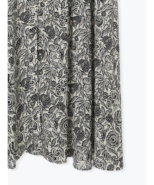 Te chichi CLASSIC（テチチクラシック）の「【DEVEAUX】ボタニカルプリントワンピース《2025summer catalog item》（ワンピース・レディース・ベージュ・F）」の18枚目の写真