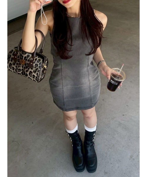 EVRIS（エヴリス）の「バックリボンオープンデニムミニワンピース（ワンピース・レディース・ブラック/ブルー・SMALL/MEDIUM）」の11枚目の写真