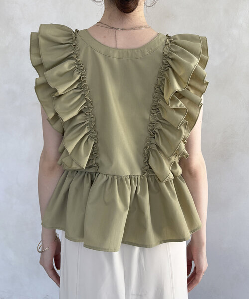 Thevon（ゼボン）の「フリルショルダーペプラムブラウス（シャツ/ブラウス・レディース・ブラック/カーキ/オフホワイト・FREE）」の13枚目の写真