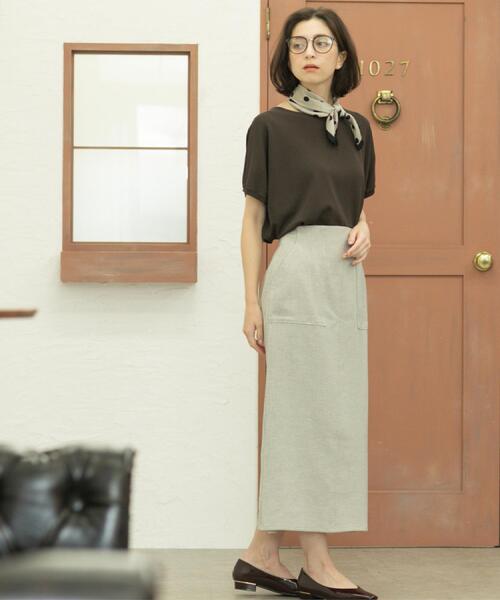 OPAQUE.CLIP（オペークドットクリップ）の「《美人百花掲載》ストレッチリネンライクタイトスカート【洗濯機洗い可】（スカート・レディース・ベージュ/グレー/ネイビー・38/40/36/42）」の11枚目の写真