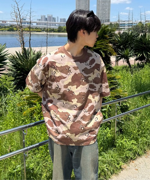 sedacle(セダクル)の「加工ラインストーンカラーTシャツ(Tシャツ/カットソー・レディース・アイボリー/カーキ/ライトブルー/ライトカーキ/ブラウン/ピンク/レッド・SMALL/MEDIUM/LARGE)」の16枚目の写真