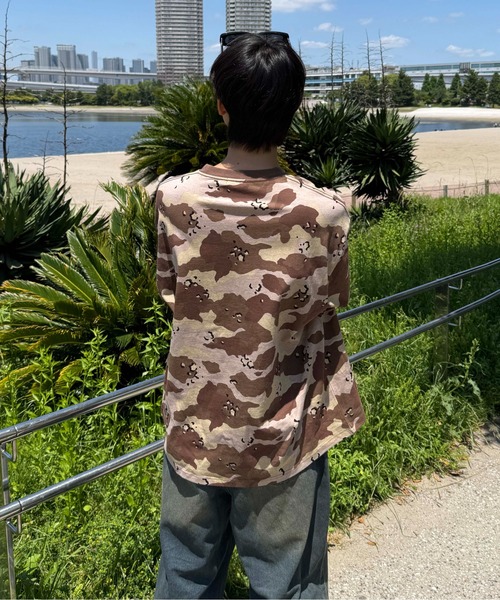 sedacle(セダクル)の「加工ラインストーンカラーTシャツ(Tシャツ/カットソー・レディース・アイボリー/カーキ/ライトブルー/ライトカーキ/ブラウン/ピンク/レッド・SMALL/MEDIUM/LARGE)」の18枚目の写真