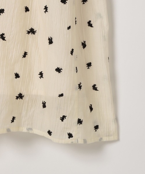 BAYFLOW（ベイフロー）の「[長さ調整可]エンブロイダリーワンピース（ワンピース・レディース・オフホワイト/ブラック・FREE）」の16枚目の写真