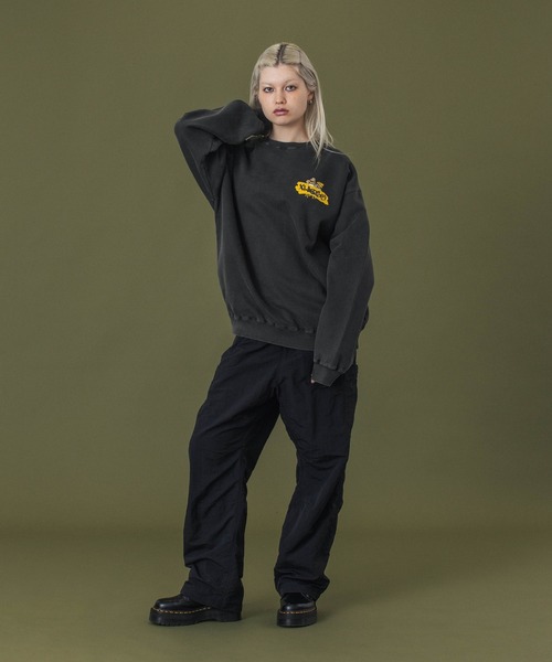 XLARGE（エクストララージ）の「PIGMENT BOMB CREWNECK SWEAT SHIRT（スウェット・メンズ・ブラック/ブラウン/ネイビー・S/M/L/XL）」の17枚目の写真