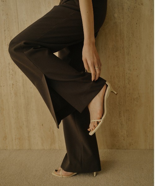 anuans（アニュアンス）の「スーチングセミフレアパンツ（スラックス・レディース・ブラウン/グレー・S/M）」の12枚目の写真