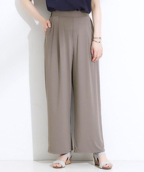 SHOO・LA・RUE（シューラルー）の「【S-LL/ひんやり/UV】リラクシーな穿き心地 エアリーワイドパンツ（その他パンツ・レディース・ブラック/チャコールグレー/ベージュ・04/02/01/03）」の4枚目の写真