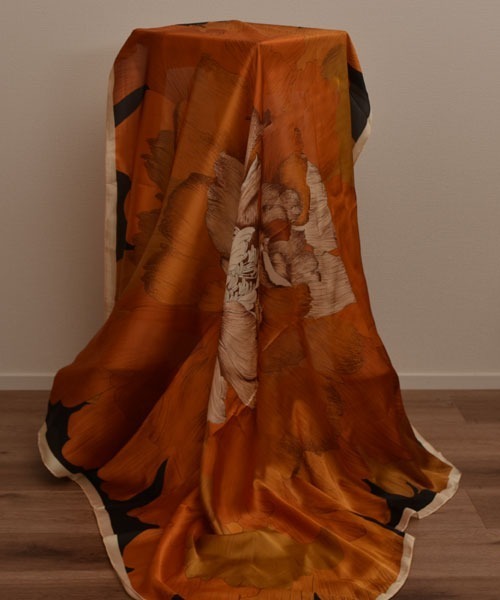 Mayree（メイリー）の「【resonance】花柄 アートデザイン シルクタッチ 大判スカーフ【マルチウェイ】（バンダナ/スカーフ・レディース・その他2/その他1/その他3・FREE）」の12枚目の写真