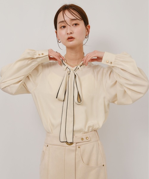 最終値下　美品　Gucci ブラウス　リボン　シースルー　アイボリー　ミケーレ 0cb13d7c6565c9107c930cde3a37c1