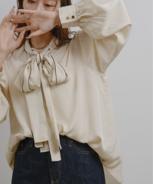 【美品】&ellecy アンドエルシー　バイカラーブラウス（リボン取り外しOK） 美品】&ellecy アンドエルシー バイカラーブラウス（リボン取り外しOK