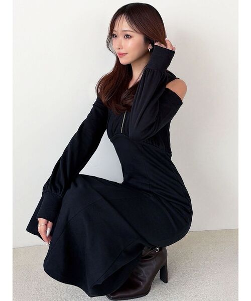 RESEXXY（リゼクシー）の「レイヤードフーディワンピース（ワンピース・レディース・ホワイト/ライトグレー/チャコールグレー/ブラック・FREE）」の5枚目の写真