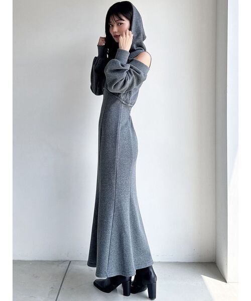 RESEXXY（リゼクシー）の「レイヤードフーディワンピース（ワンピース・レディース・ホワイト/ライトグレー/チャコールグレー/ブラック・FREE）」の12枚目の写真