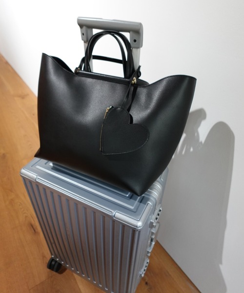 ユニバ限定 ダンスナイツ トートバッグ＆タオル＆BTSチャーム sweet (スウィート) 2024年 10月号 《付録》 PAUL ＆ JOE 大人気