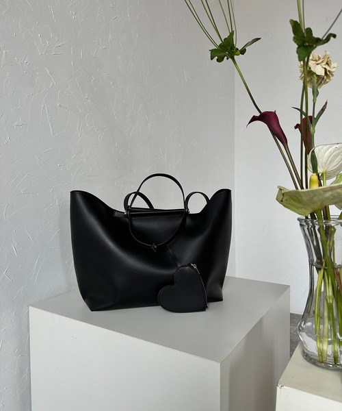 yunaさんコラボ 】ハート型チャーム付き A4サイズ対応トートバッグ