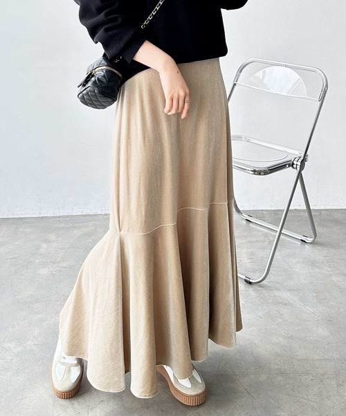 GeeRA(ジーラ)の「ベロア裾フレアスカート(スカート・レディース・ブラウン/ベージュ/ブラック・SMALL/MEDIUM/LARGE/X-LARGE)」の18枚目の写真
