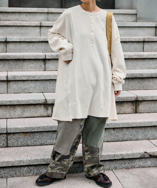 etsinta（エシンタ）の「etsintaリメイクワッフルヘンリーBIGTEE（ワンピース・レディース・グレー/アイボリー・ONE SIZE）」の8枚目の写真