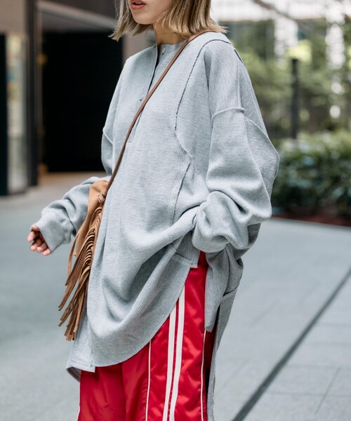 etsinta（エシンタ）の「etsintaリメイクワッフルヘンリーBIGTEE（ワンピース・レディース・グレー/アイボリー・ONE SIZE）」の18枚目の写真