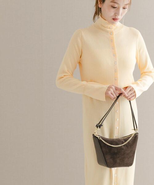 URBAN RESEARCH ROSSO WOMEN(アーバンリサーチ ロッソ)の「スパークリングロングニットワンピース(ワンピース・レディース・ライトベージュ/イエロー・FREE)」の3枚目の写真