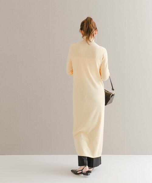 URBAN RESEARCH ROSSO WOMEN(アーバンリサーチ ロッソ)の「スパークリングロングニットワンピース(ワンピース・レディース・ライトベージュ/イエロー・FREE)」の5枚目の写真