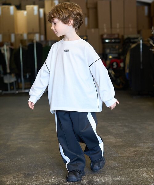 b・ROOM（ビールーム）の「【MNCM】【カイテキ天竺】パイピングビッグTシャツ（Tシャツ/カットソー・キッズ・オフホワイト/ブラック/チャコール・130cm/140cm/120cm/110cm/150cm）」の17枚目の写真