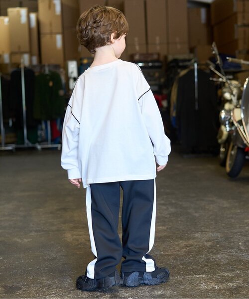 b・ROOM（ビールーム）の「【MNCM】【カイテキ天竺】パイピングビッグTシャツ（Tシャツ/カットソー・キッズ・オフホワイト/ブラック/チャコール・130cm/140cm/120cm/110cm/150cm）」の19枚目の写真