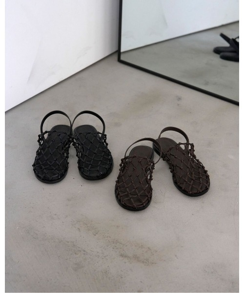 anuke（アンヌーク）の「anuke Braid Flat Shoes（サンダル・レディース・ダークブラウン/ブラック・36/37/38）」の3枚目の写真