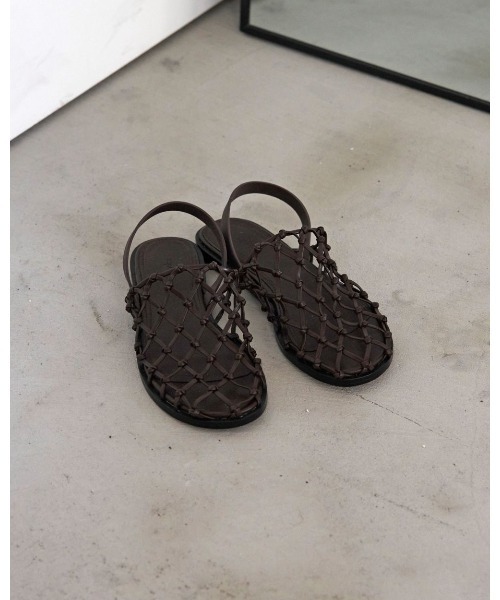 anuke（アンヌーク）の「anuke Braid Flat Shoes（サンダル・レディース・ダークブラウン/ブラック・36/37/38）」の5枚目の写真