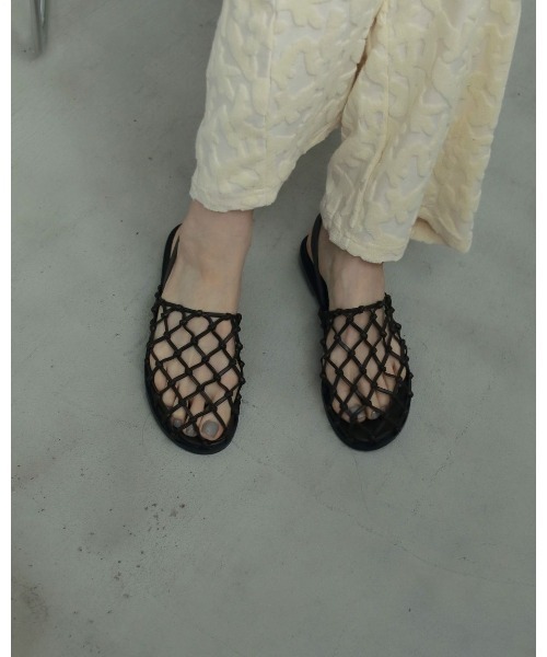 anuke（アンヌーク）の「anuke Braid Flat Shoes（サンダル・レディース・ダークブラウン/ブラック・36/37/38）」の17枚目の写真