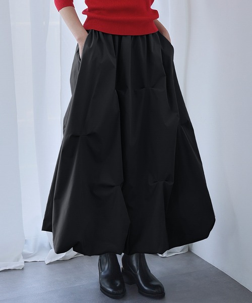 ELFRANK(エルフランク)の「ランダムタック ミモレ丈 バルーンスカート(スカート・レディース・ベージュ/ブラック/グレー/ホワイト/ブラウン・FREE)」の3枚目の写真