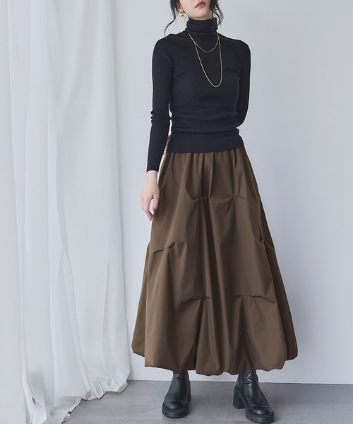 ELFRANK(エルフランク)の「ランダムタック ミモレ丈 バルーンスカート(スカート・レディース・ベージュ/ブラック/グレー/ホワイト/ブラウン・FREE)」の14枚目の写真