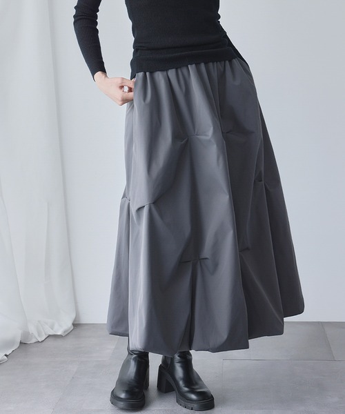 ELFRANK(エルフランク)の「ランダムタック ミモレ丈 バルーンスカート(スカート・レディース・ベージュ/ブラック/グレー/ホワイト/ブラウン・FREE)」の12枚目の写真