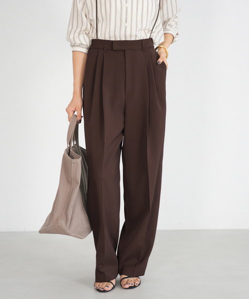 IENA（イエナ）の「サスペンダーダブルクロスパンツ（スラックス・レディース・カーキ/ブラック/ブラウン・40/38/36/34）」の2枚目の写真